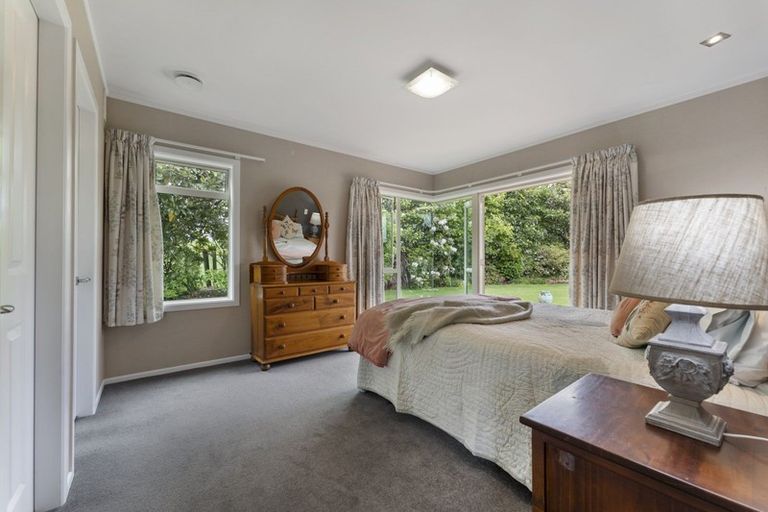 Photo of property in 271 Richmond Road, Lepperton, New Plymouth, 4373