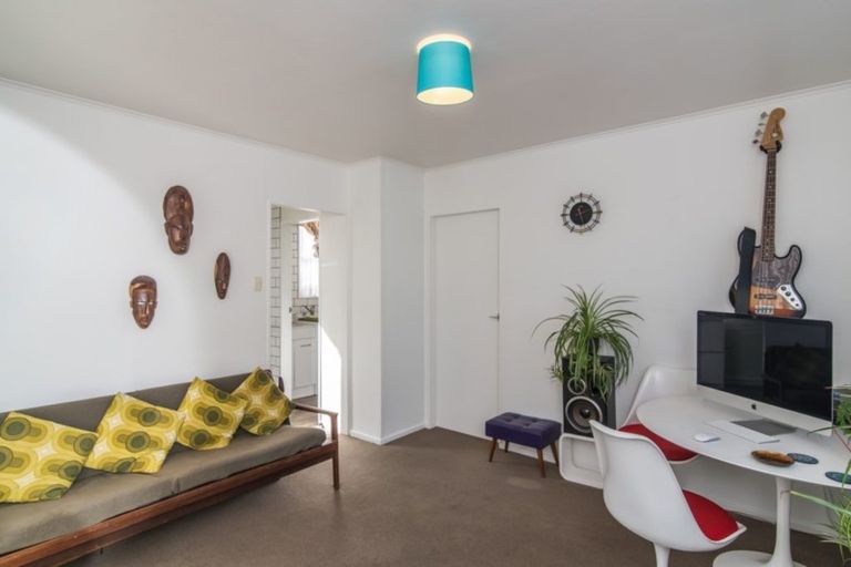 Photo of property in 15/76 Freyberg Street, Lyall Bay, Wellington, 6022