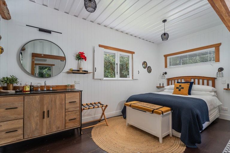 Photo of property in 32 Julian Road, Onemana, Whangamata, 3691