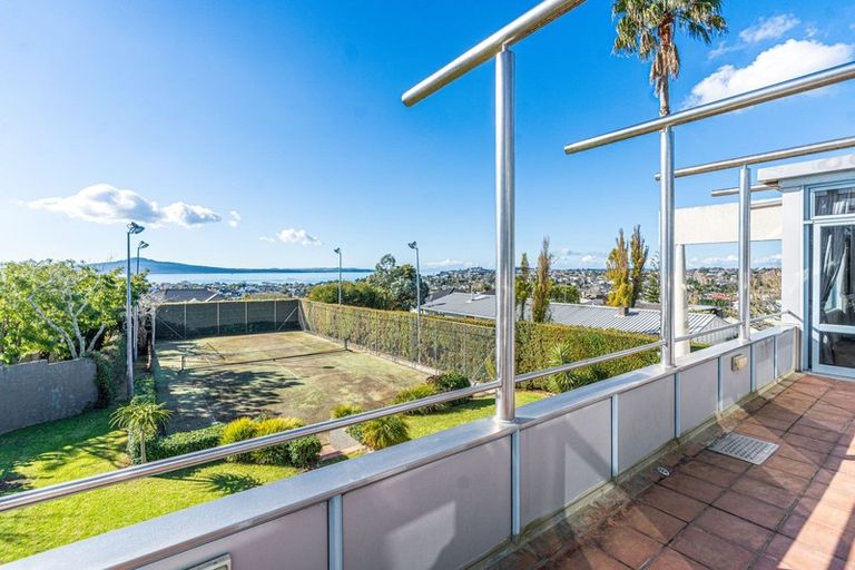 Photo of property in 188 Kohimarama Road, Kohimarama, Auckland, 1071