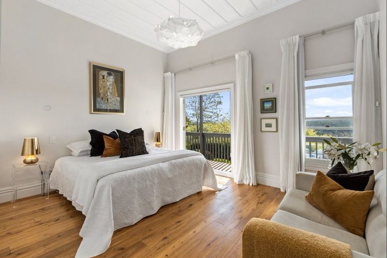 Photo of property in 340 Paremoremo Road, Paremoremo, Auckland, 0632