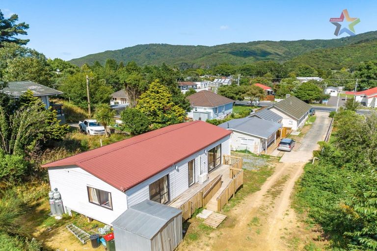 Photo of property in 111 Main Road, Wainuiomata, Lower Hutt, 5014