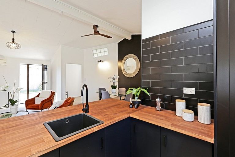 Photo of property in 23 Amundsen Avenue, Flaxmere, Hastings, 4120