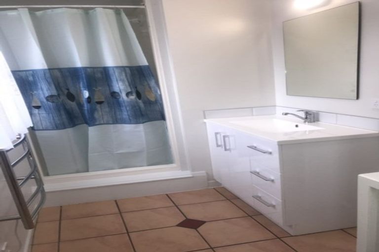 Photo of property in 1/17 Stanley Street, Claudelands, Hamilton, 3214