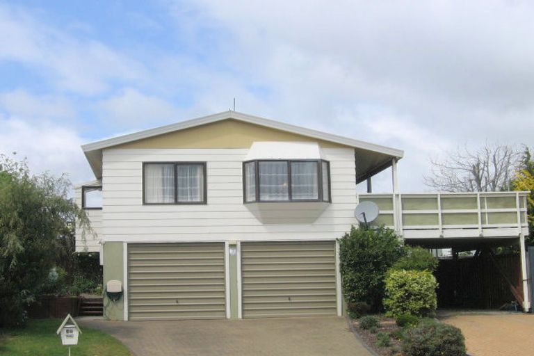 Photo of property in 18 Epping Place, Richmond Heights, Taupo, 3330