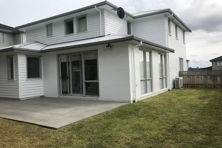 Photo of property in 55 Mackay Drive, Greenhithe, Auckland, 0632