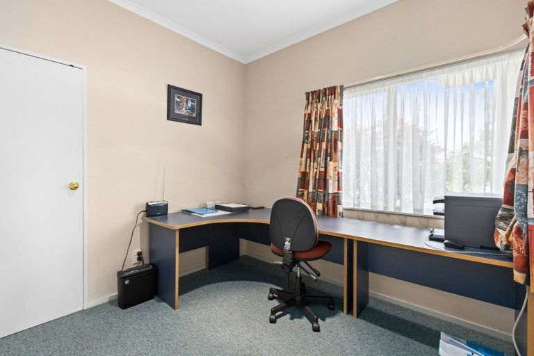 Photo of property in 5 Fairview Place, Havelock North, 4130