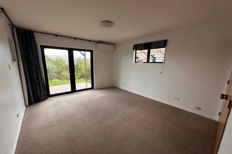 Photo of property in 81b Percy Dyett Drive, Karori, Wellington, 6012