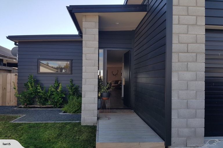 Photo of property in 36 Marion Crescent, Papamoa Beach, Papamoa, 3118