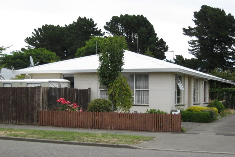 Photo of property in 1/5 Kuaka Crescent, Bromley, Christchurch, 8062