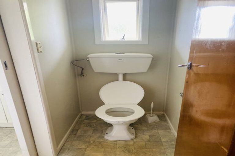 Photo of property in 17 Cedar Place, Hillcrest, Hamilton, 3216