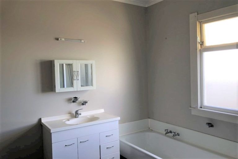 Photo of property in 8 Murray Street, Aramoho, Whanganui, 4500