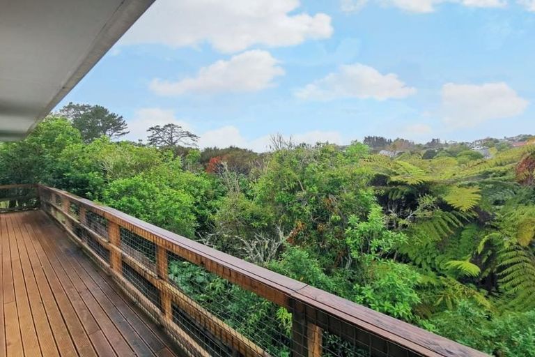 Photo of property in 2/109 Oreil Avenue, West Harbour, Auckland, 0618