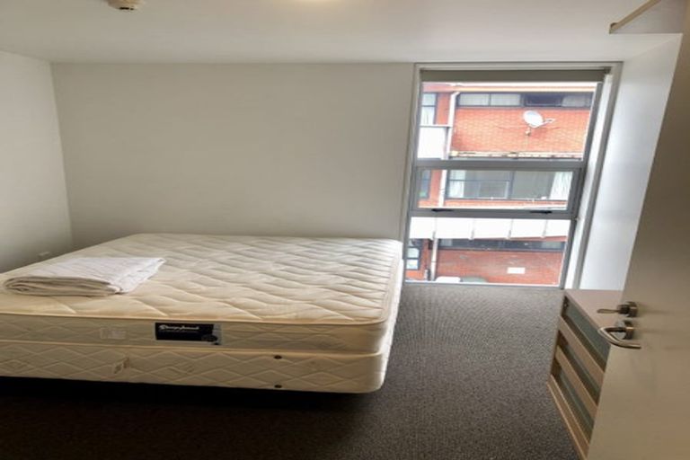 Photo of property in 4/2 Torrens Terrace, Mount Cook, Wellington, 6011