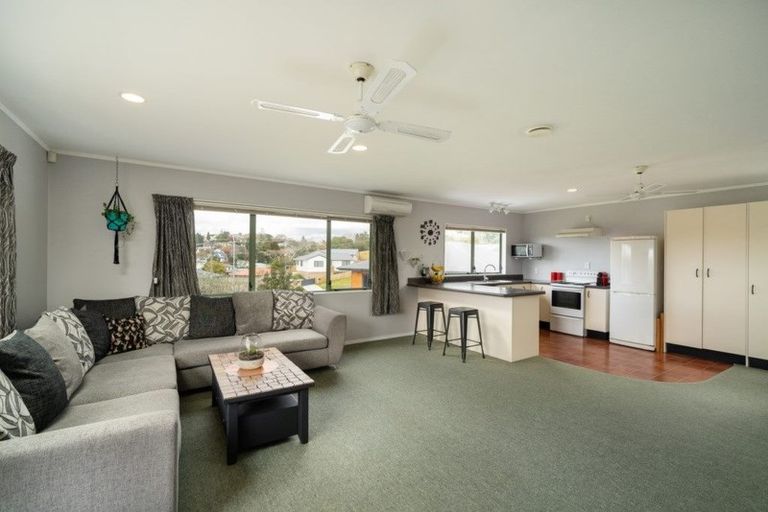 Photo of property in 25 Poike Road, Hairini, Tauranga, 3112