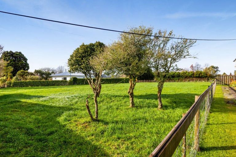 Photo of property in 43 Miro Street, Inglewood, 4330