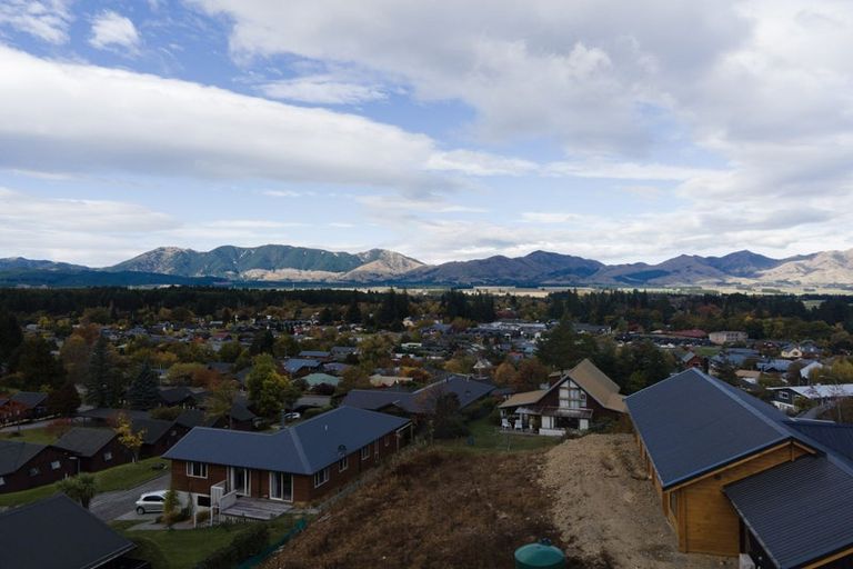 Photo of property in 6 Kereru Rise, Hanmer Springs, 7334