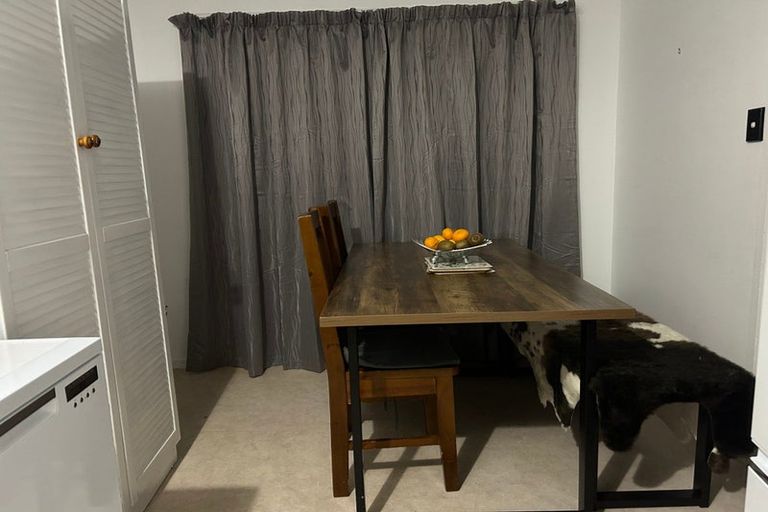 Photo of property in 8a Spinel Place, Pukehangi, Rotorua, 3015