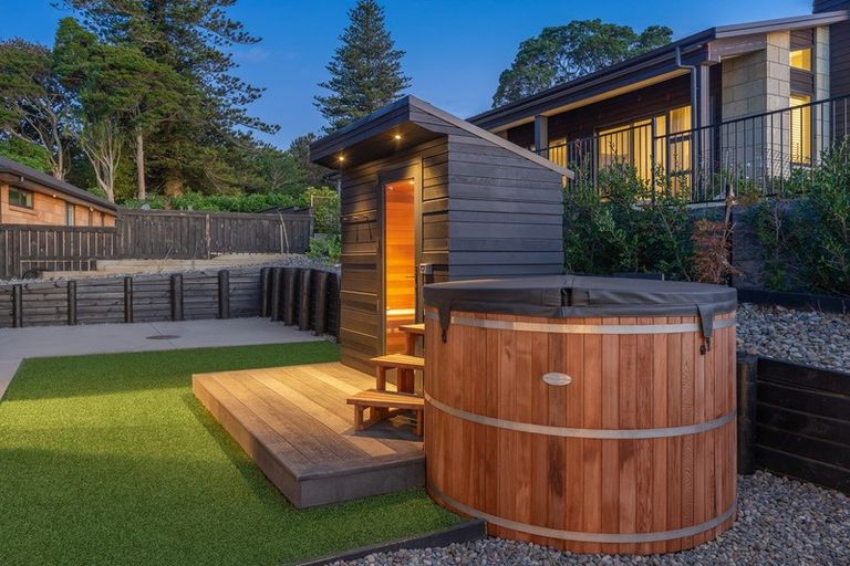 Photo of property in 296 Kitchener Road, Pukekohe, 2120