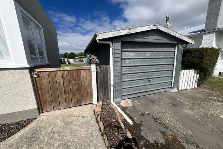 Photo of property in 33 High Street, Waimate, 7924