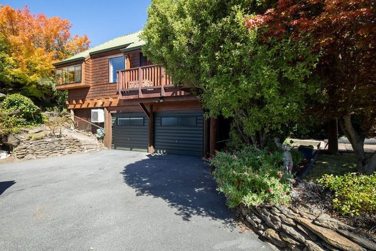 Photo of property in 1 Craig Place, Bridge Hill, Alexandra, 9320