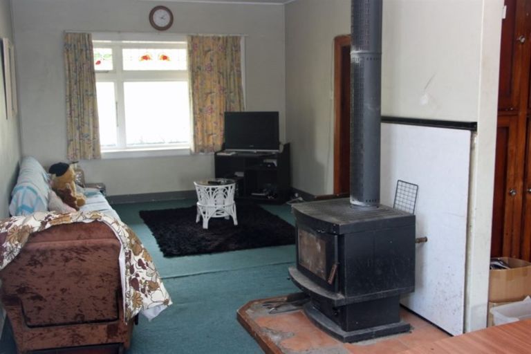 Photo of property in 56 Turumaha Street, Greymouth, 7805