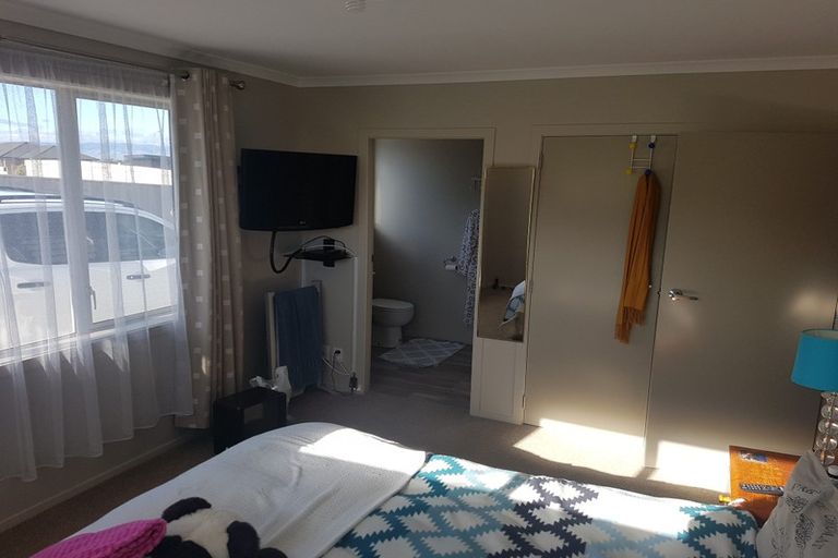 Photo of property in 12 Poplar Grove, Feilding, 4702