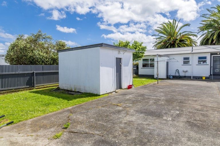 Photo of property in 20 Cargill Street, Levin, 5510