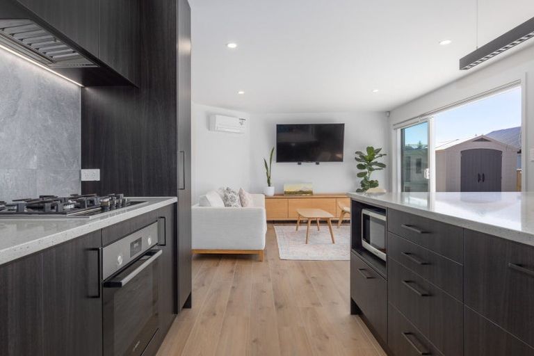 Photo of property in 40 Hokioi Drive, Kenepuru, Porirua, 5022