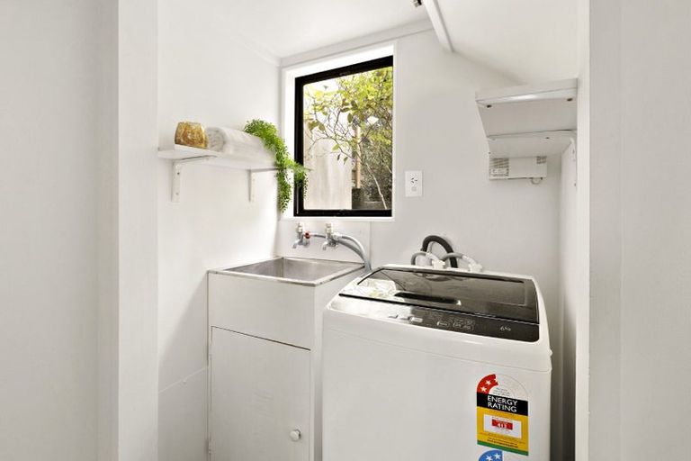 Photo of property in 12 Vallance Street, Kilbirnie, Wellington, 6022