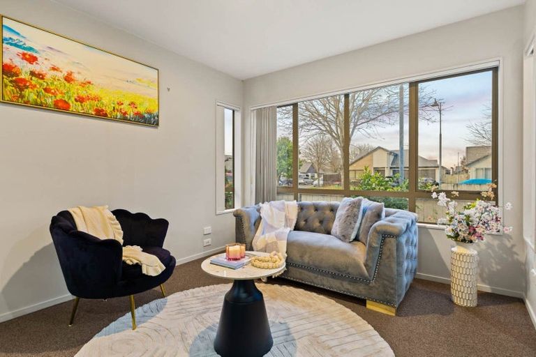 Photo of property in 19 Kotuku Crescent, Takanini, 2112