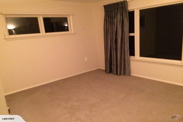 Photo of property in 10 Sherwood Lane, Cashmere, Christchurch, 8022