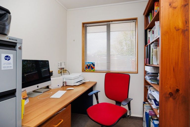Photo of property in 32 Grey Street, Feilding, 4702