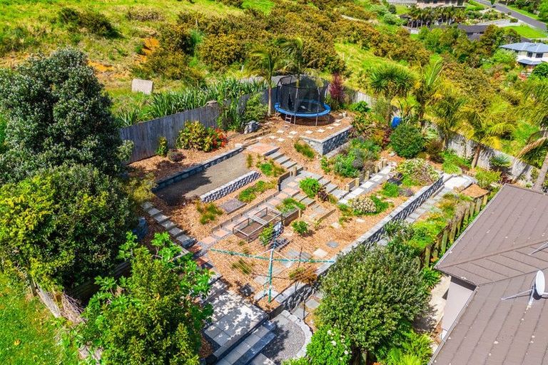 Photo of property in 36 Cape Vista Crescent, Pukekohe, 2120