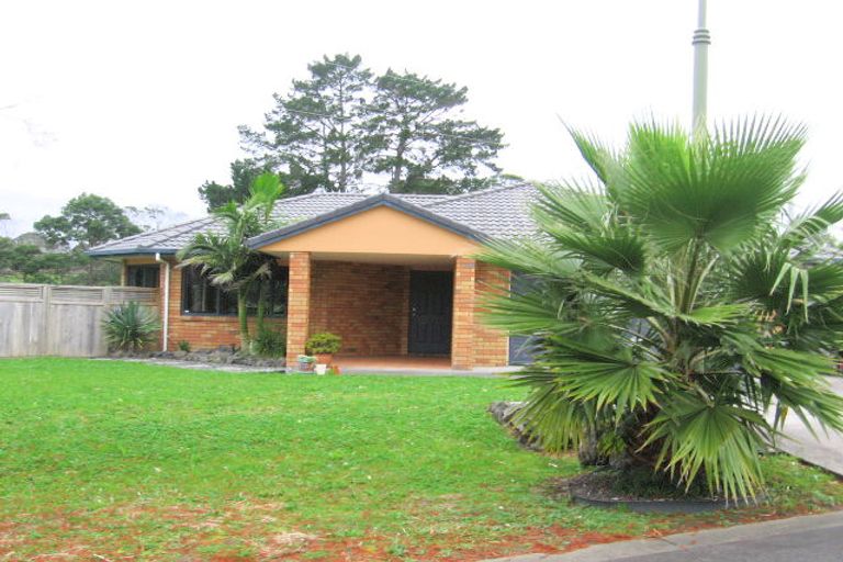 Photo of property in 3 Samuel Cross Place, Greenhithe, Auckland, 0632