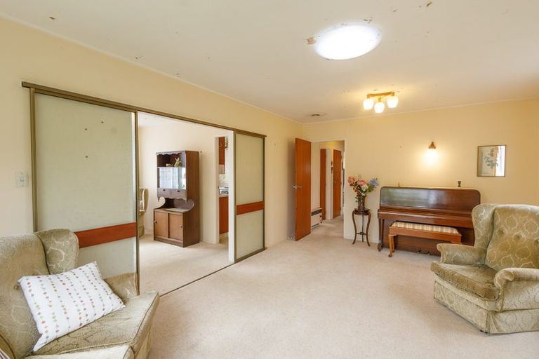 Photo of property in 21 Aparima Avenue, Miramar, Wellington, 6022