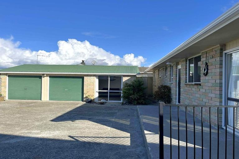 Photo of property in 32 Sedgewick Road, Opotiki, 3122