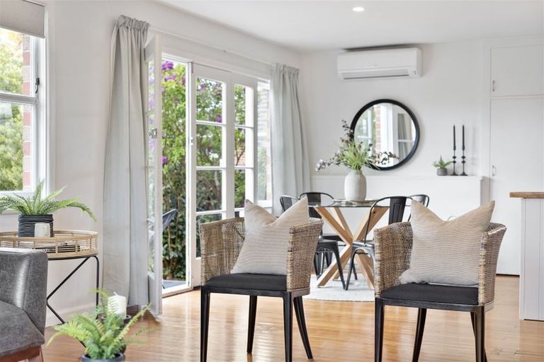 Photo of property in 13 Yeovil Place, St Albans, Christchurch, 8052