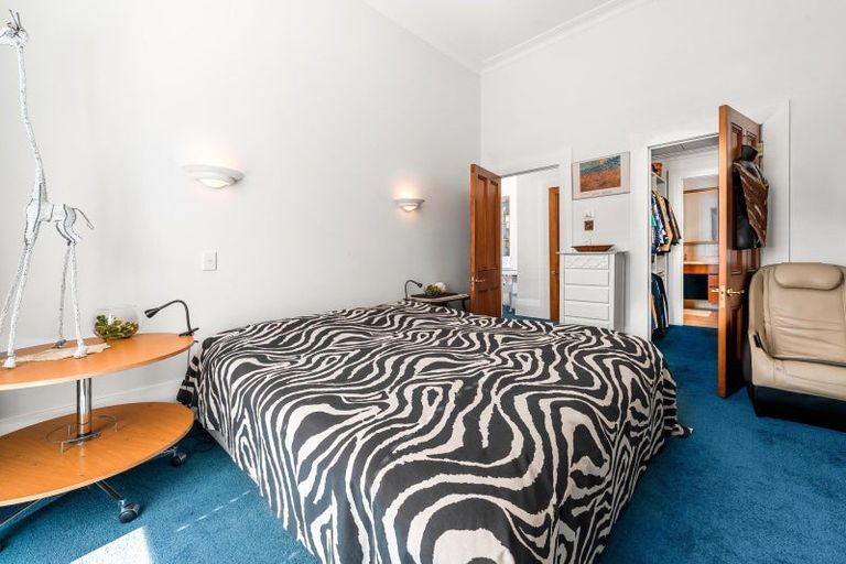 Photo of property in 2/5 King Edward Parade, Devonport, Auckland, 0624