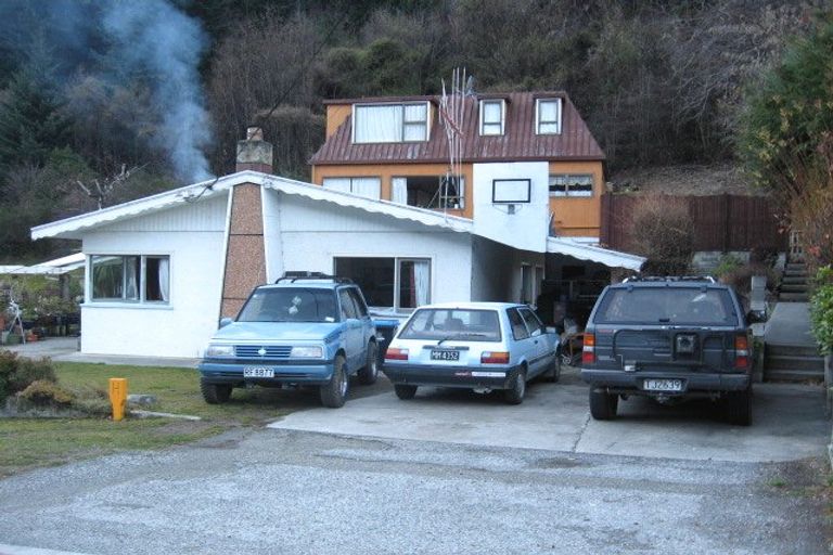 Photo of property in 125 Hallenstein Street, Queenstown, 9300