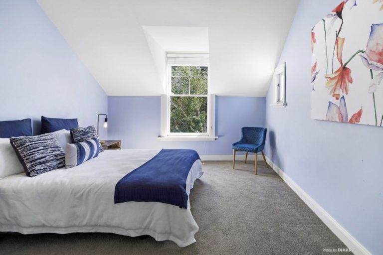 Photo of property in 10 Harriett Street, Thorndon, Wellington, 6011