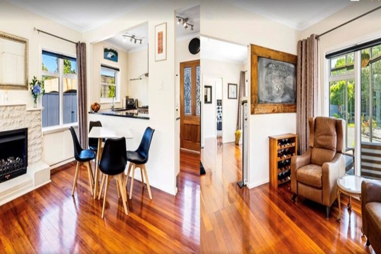 Photo of property in 310 Fergusson Drive, Heretaunga, Upper Hutt, 5018