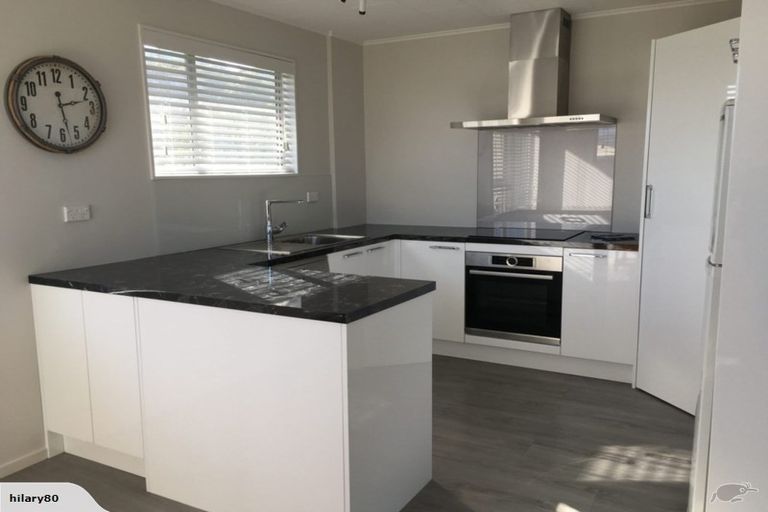 Photo of property in 3/1 Cluny Road, Plimmerton, Porirua, 5026