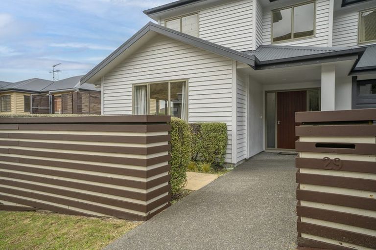 Photo of property in 29 Erlestoke Crescent, Churton Park, Wellington, 6037