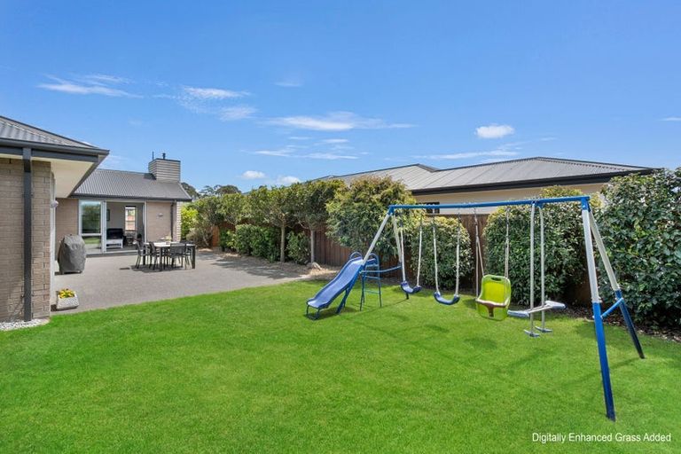 Photo of property in 10 Pahua Street, Pegasus, 7612