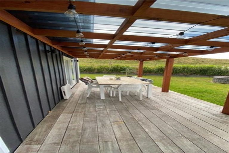 Photo of property in 43 Tender Road, Dairy Flat, 0794