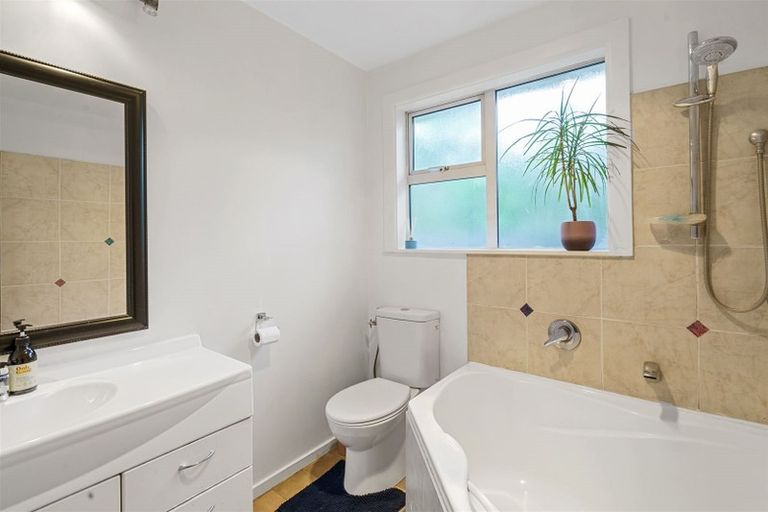 Photo of property in 28 Curries Road, Hillsborough, Christchurch, 8022