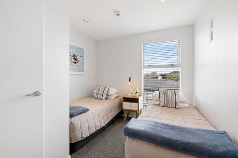 Photo of property in Merivale Manor Townhouse, 123 Papanui Road, Merivale, Christchurch, 8014
