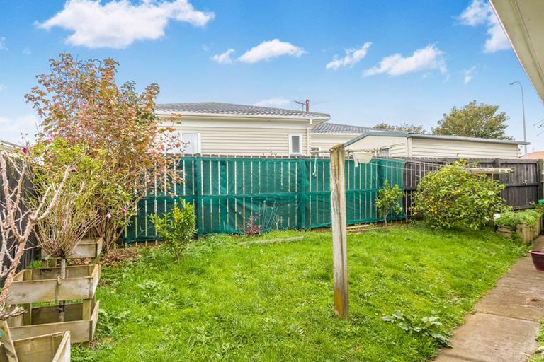 Photo of property in 2/160 Shirley Road, Papatoetoe, Auckland, 2025