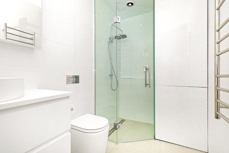 Photo of property in 67 Brougham Street, Mount Victoria, Wellington, 6011